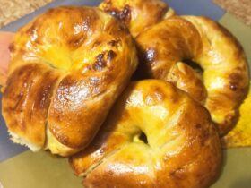 Τυροκούλουρα