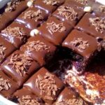 Σοκολατόπιτα Φουντουκιού