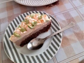 Τούρτα Βραστή Κατσαρόλας