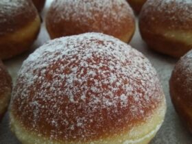 Γερμανικοί Λουκουμάδες με Μαρμελάδα