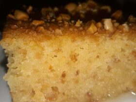 Αϊβαλιώτικη Αμυγδαλόπιτα