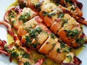 Καλαμάρια Ψητά Γεμιστά με Φέτα