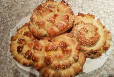 Σπανακοτυροπιτάκια Στριφτά