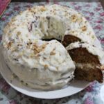 Κέικ Καρότου με Γλάσο Τυριού