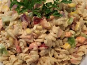 Μακαρονοσαλάτα