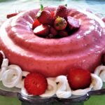 Ζελέ Φράουλα με Γιαούρτι
