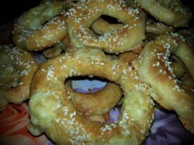 Τυροκούλουρα