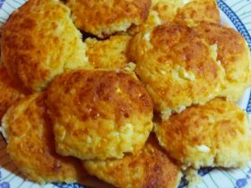 Τεμπέλικα Τυροπιτάκια